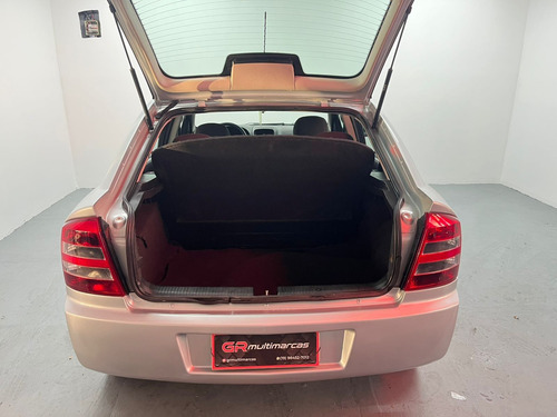 Chevrolet Astra Advantage 2.0 MPFI 8V FlexPower 5p