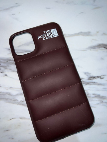 Puffer Case iPhone 11 Pro Max Bad Bunny Urban Sofistication 