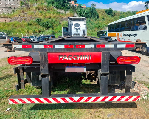 Bug Porta Container Facchini 2021 - Tvg Caminhões