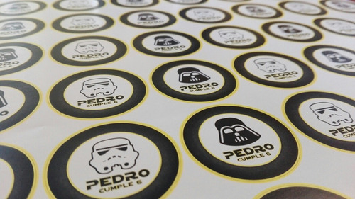 Star Wars Plancha De 54 Etiquetas/stickers Troquelados 4cm (hasta 3 Variables De La Misma Tematica Por Plancha)