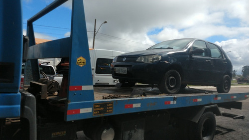 Imagem 2 de 7 de Cargo 814 Na Plataforma Com Asa Delta
