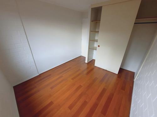 Linda Casa Con Acceso Controlado En Portal Del Bosque, Maipu