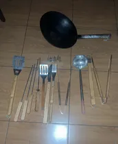 Comprar Kit Parrillero Con Pinchos De Cocción Incluidos + Wok