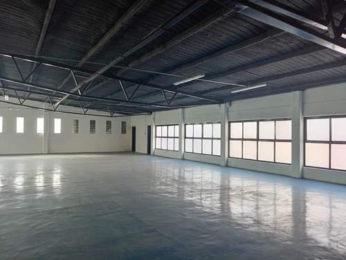 Se Vende Bodega Comercial En Naucalpan Edo Mex A Pocos Metros De Periferico