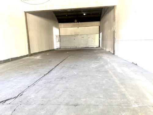 Alquiler Galpón 680m2 En Garin, Escobar