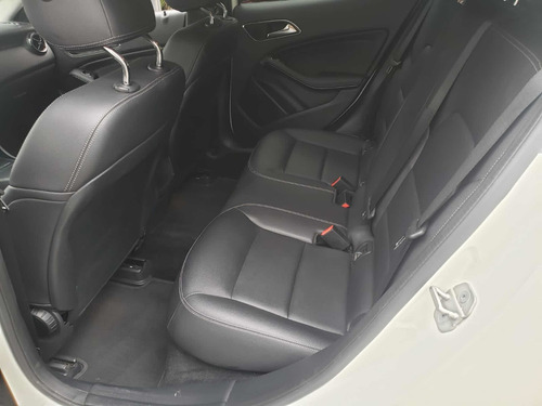 Imagen 9 de 14 de Mercedes-benz Clase Gla 2018 1.6 200 Cgi At