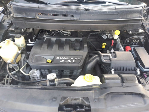 Imagen 13 de 15 de Dodge Journey 2014 2.4 Sxt 5 Pas. At