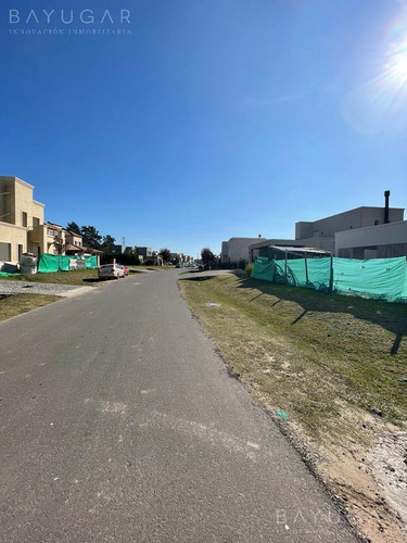 Imagen 25 de 26 de Venta - Casa En Oportunidad En Altos De Campo Grande - Bayugar Negocios Inmobiliarios