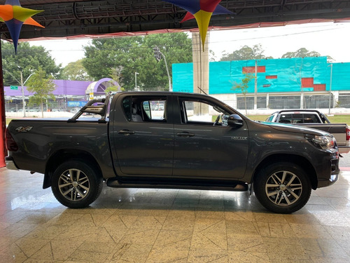 Imagem 4 de 14 de Toyota Hilux Sr 4x4 Turbo Diesel 2019 (ipva Pago)