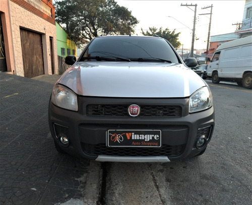 Strada 1.4 Working Cabine Dupla 2015 Completa Prata