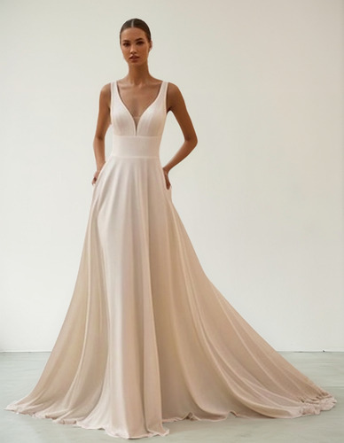Vestido De Noiva Minimalista Cetim Com Cauda Rendada
