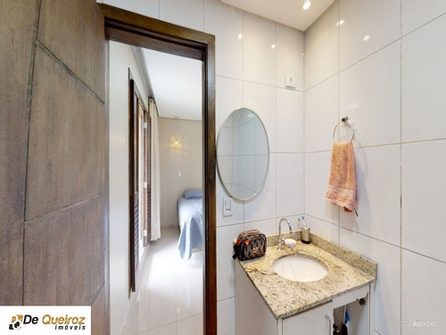 Imagem 8 de 29 de Ampla Casa Semi Mobiliada Que Conta Com Aproximadamente 280m² De Área Privativa. Toda Essa Metragem Fica Distribuída Em 3 Andares, Além Do Subsolo. - A13933 - 69801317