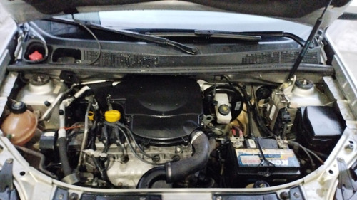 Imagem 13 de 16 de Renault Sandero 2016 1.6