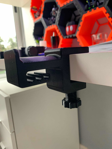 Imagen 5 de 9 de Soporte De Escritorio Para Auriculares Gamer Stand Premium.