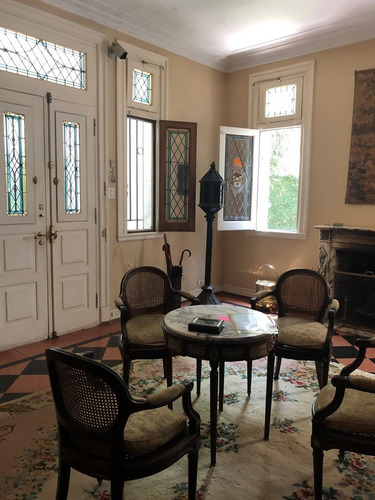 Casa De Uso Profesional En Vicente Lopez