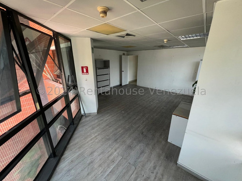 Oficina En Alquiler En Las Mercedes. Sw Mls #25-4418