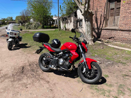 Imagen 1 de 10 de Benelli Tnt 300