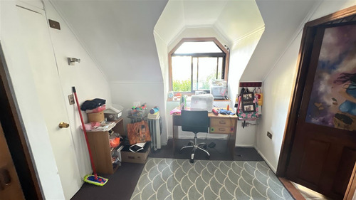 Casa En Venta De 4 Dorm. En Concepción