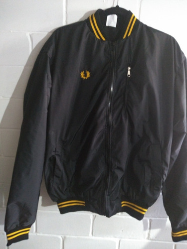 Chamarra Bomber Bordado Tipo Fred Perry