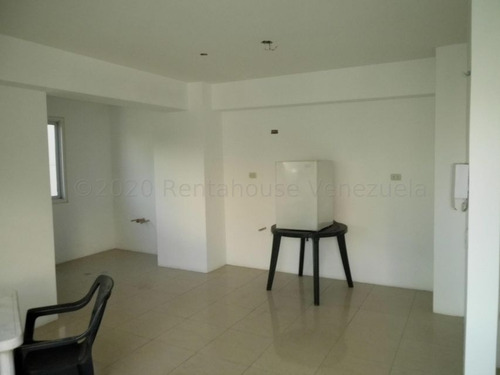 Imagen 11 de 16 de Vendo Apartamento En Edficio Nuevo De Paquete En La Urbina, Para Diseñar A Su Gusto. Mls #23-460