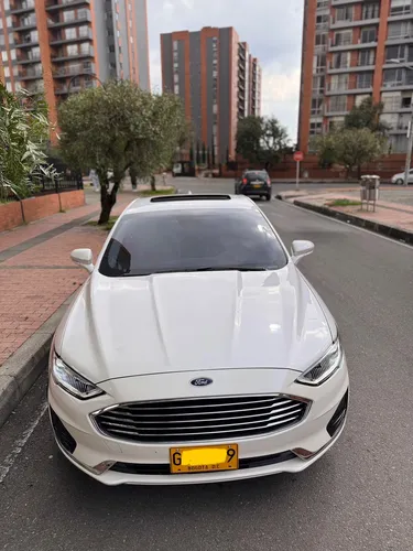 Ford Fusion Híbrido