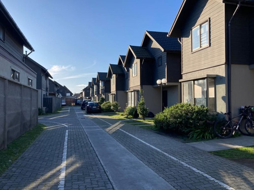 Casa 3d 3b 2e Condominio Elicura - Lomas De San Sebastián