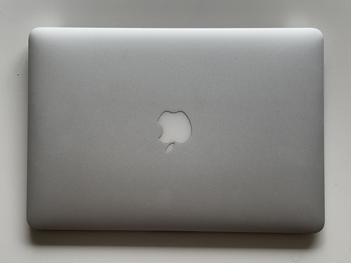 Notebook Apple Macbook Air 2017 Core I5 8gb Ram 128gb Ssd Plateado (Usado)