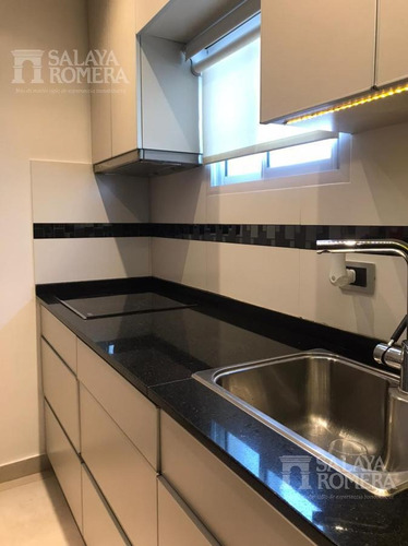 Imagen 6 de 24 de Departamento 3 Ambientes Reciclado A Nuevo En Venta - Barrio Vicente López