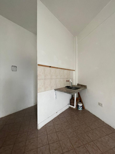 Alquiler Departamento Monoambiente, Merlo Centro