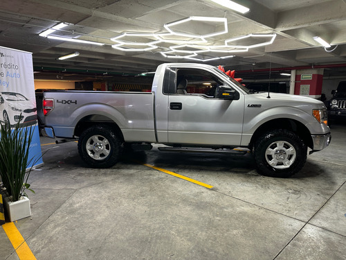 Ford Lobo 5.4 XLT Cab Reg 4x4