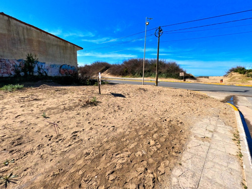 Imagen 2 de 3 de Terreno 15 X 25, Frente Al Mar, Pleno Centro, Ideal Desarrolladores. Excelente Precio Y Rentabilidad Futura.