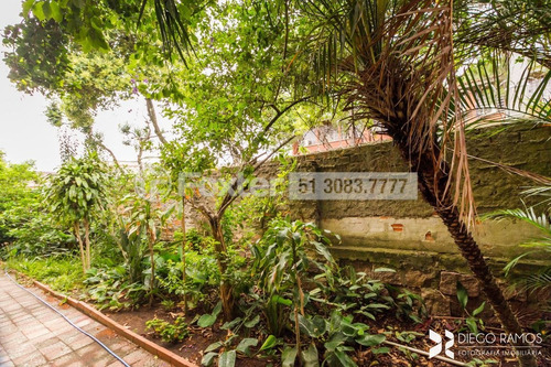 Casa, 6 Dormitórios, 236.67 M², Teresópolis - 204090