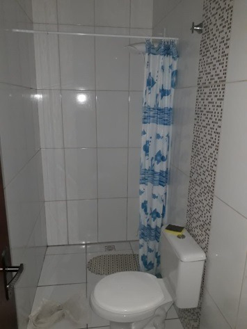 Imagem 11 de 15 de Casa - Padrão, Para Venda Em Joinville/sc - V531