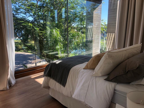 Imagen 15 de 30 de Casa En Venta De Excelente Calidad Constructiva En Lagos Del Golf