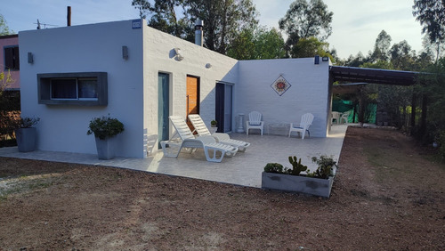 Casa En Alquiler Santa Ana Con Aire Acondicionado