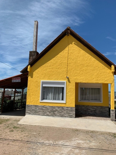 Imagen 1 de 16 de Alquilo Casa A 1/2 Cuadra Playa Para 6 Personas