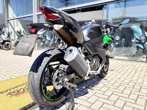 Kawasaki Ninja 400