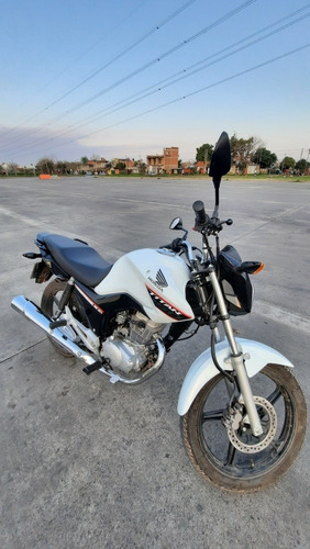 Imagen 2 de 8 de Honda Cg New Titan