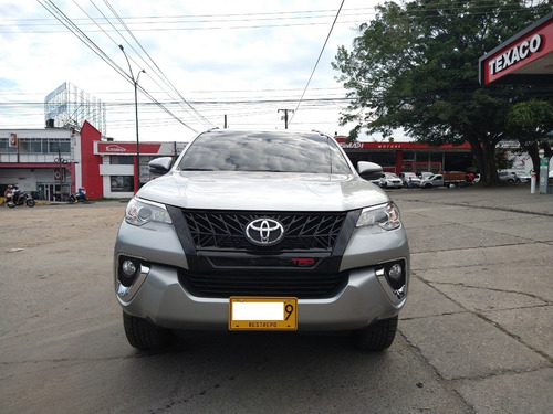 Toyota Fortuner 2.4 Diésel 4x2 Automática Modelo 2020