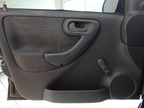 Chevrolet Corsa 1.4 MPFI MAXX SEDAN 8V FLEX 4P MANUAL