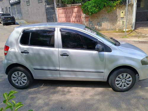 Volkswagen Fox 1.6 Plus Total Flex 5p
