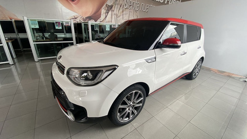 Imagen 6 de 15 de Kia Soul 2017 1.6 Sx Turbo At