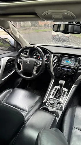 Mitsubishi montero sport 3.0 4Wd At