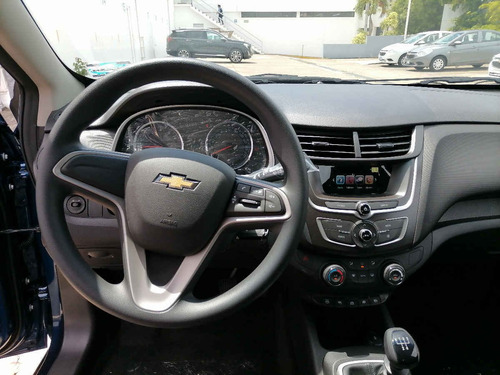 Imagen 12 de 15 de Chevrolet Aveo 2022 4p Lt L4/1.5 Man.