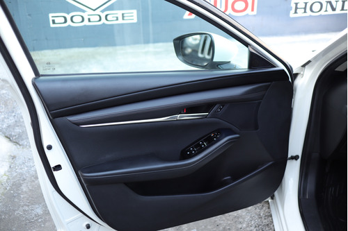 Mazda Mazda 3 2.0 I Sedan At