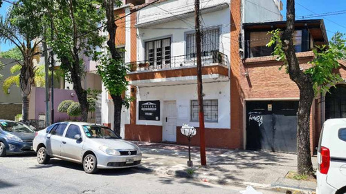 Imagen 1 de 6 de Departamento Tipo Casa En Alquiler En Lanus Oeste
