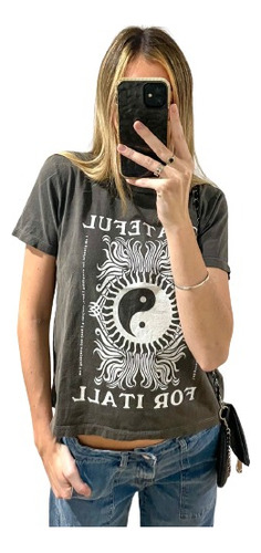 Remera Negra Washed Yin & Yang De Mujer