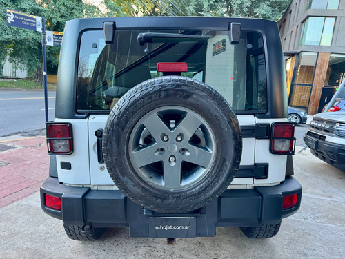 Jeep Wrangler 3.8 Sport Unlimited 199cv Atx