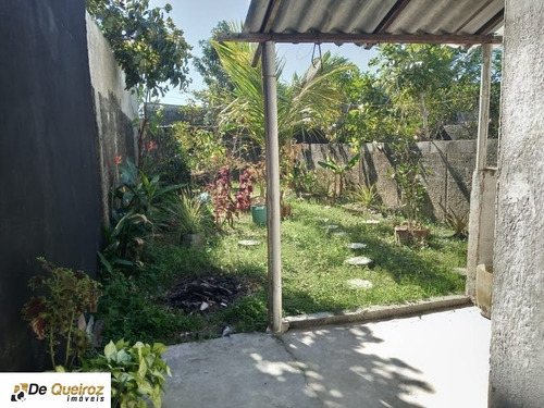 Imagem 4 de 11 de Sobrado Em Mongaguá ,regina Maria , Geminado, Lado Morro , Murado 2 Dormitórios Sendo 1 Suite, Sala, Cozinha, Banheiro , Área De Serviço Coberta . - 5021 - 68128448