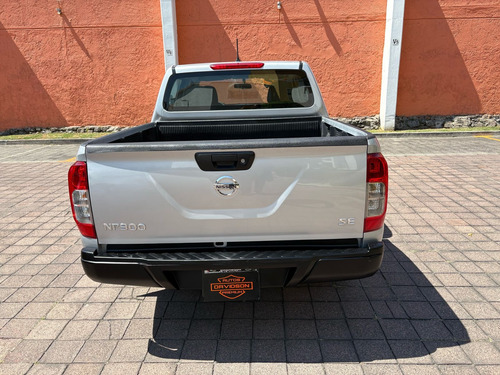 Nissan Np 300 Doble Cabina Se Estandard